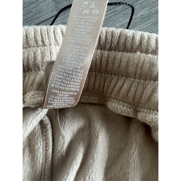 SKIMS Velour‎ Joggers in Honey Size 4XL NWT - Picture 6 of 7